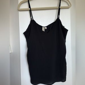 black scalloped tank
